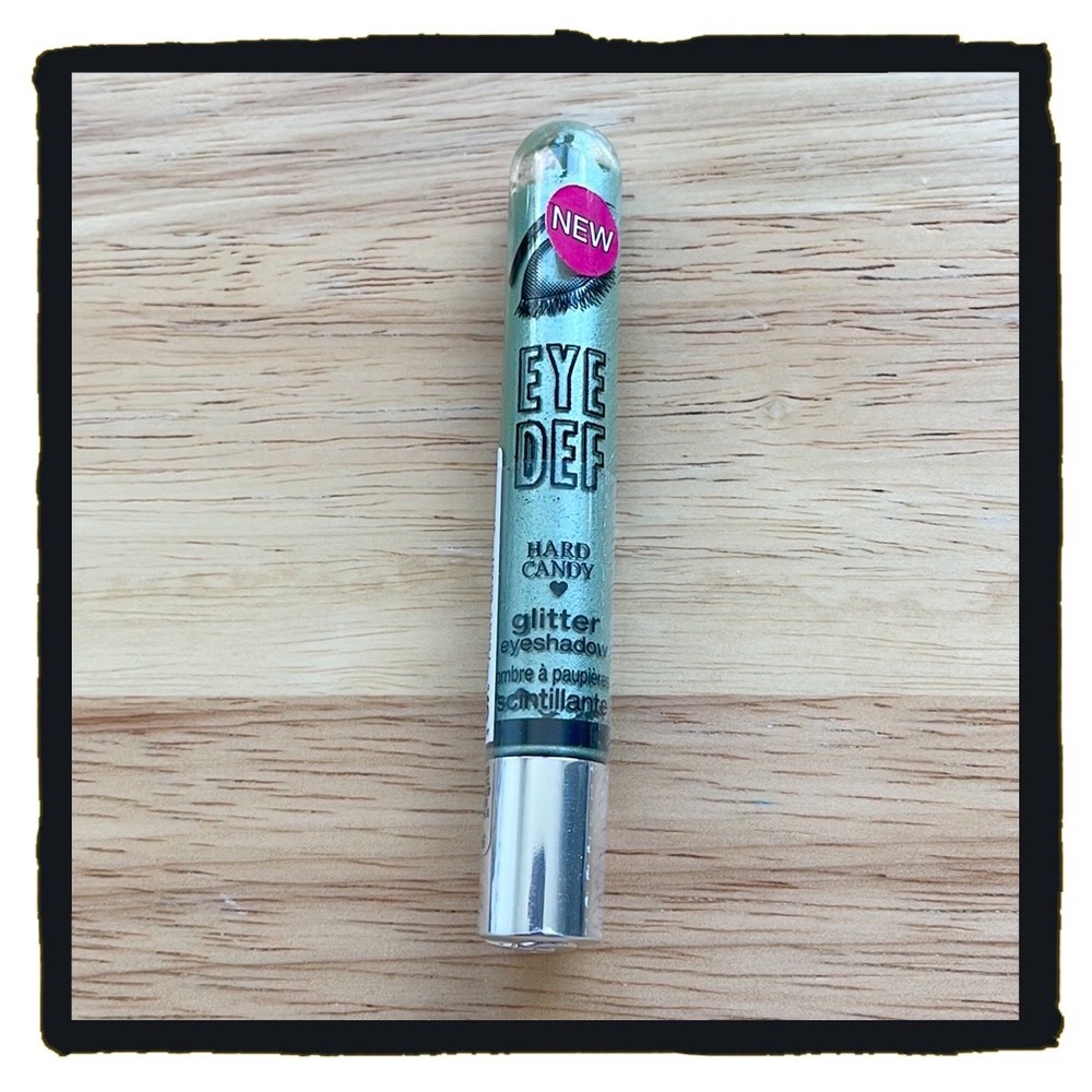 💕NWT Card Candy Mint Glitter Eyeshadow💕